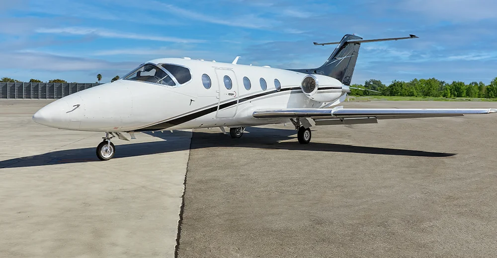 Hawker 400 or 400XP